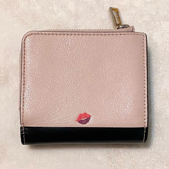 NWOT Kate Spade Minnie Mouse Wallet - Picture 2 of 4